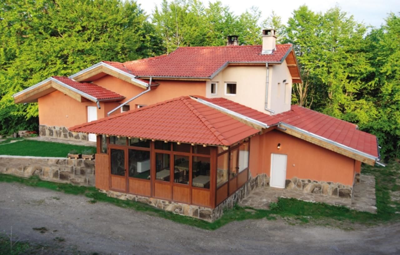 Гостевой дом Guesthouse Montemno Beklemeto-4